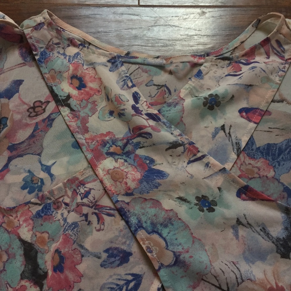 Flower blouse - Picture 4 of 5